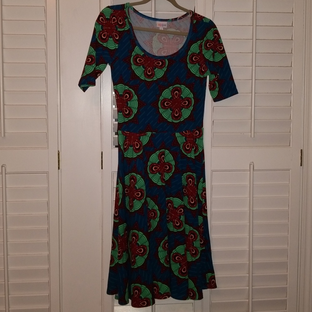 NWOT Nicole in Medallion Print - Blues/Reds/Greens